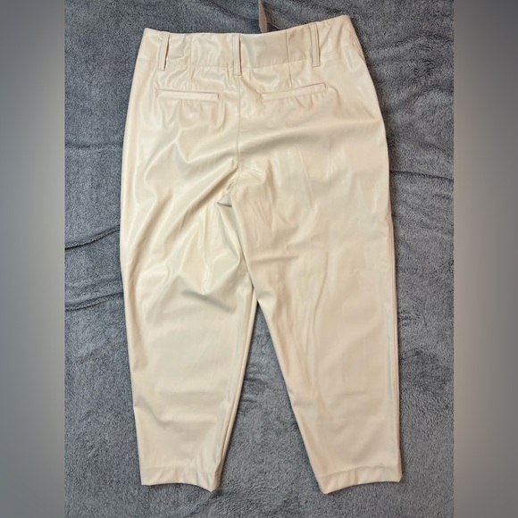 NWT A New Day Off-White/Cream High-Rise Faux Leather Ankle Pants - Picture 3 of 7